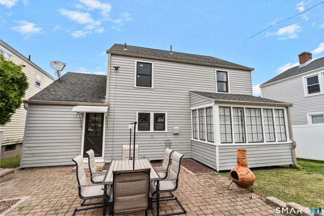 381 Quaker Lane South, West Hartford, CT 06119