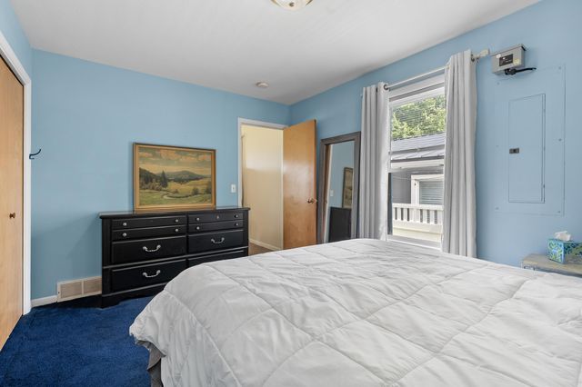 1713 Lakeview Drive, Portage City, MI 49002