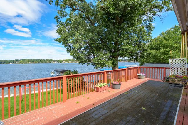 1713 Lakeview Drive, Portage City, MI 49002