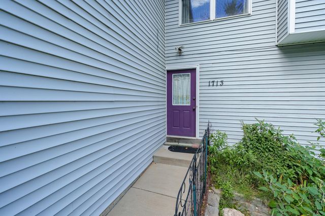 1713 Lakeview Drive, Portage City, MI 49002