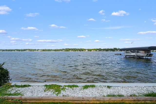 1713 Lakeview Drive, Portage City, MI 49002