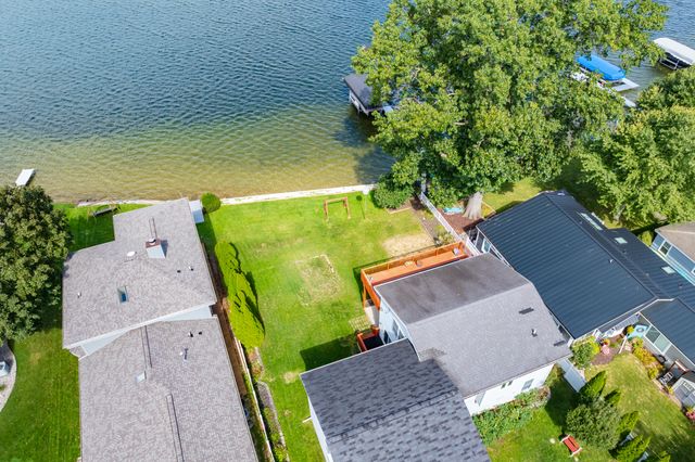 1713 Lakeview Drive, Portage City, MI 49002