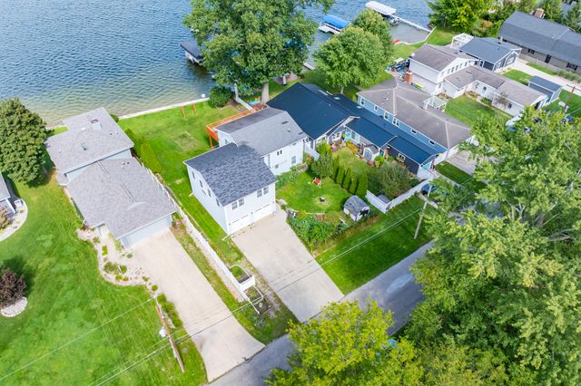 1713 Lakeview Drive, Portage City, MI 49002