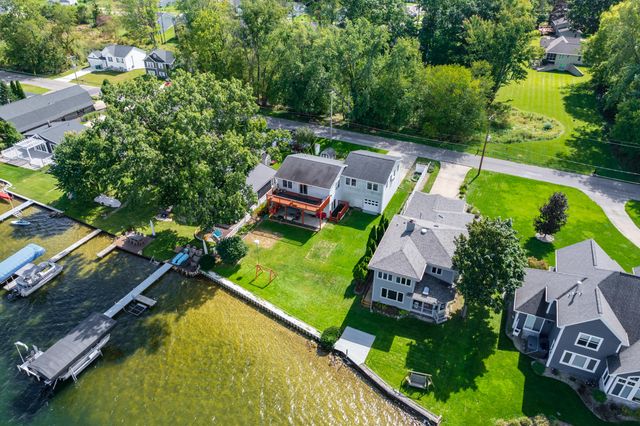 1713 Lakeview Drive, Portage City, MI 49002