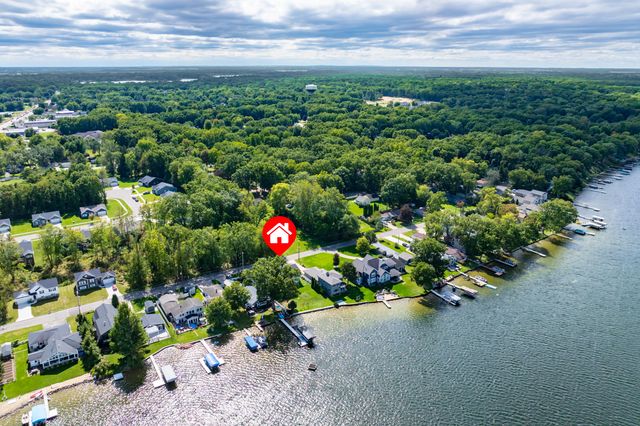1713 Lakeview Drive, Portage City, MI 49002