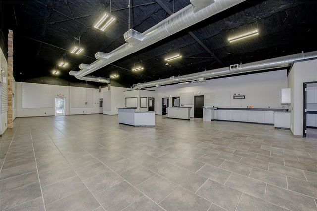 185 North HWY 36, Caldwell, TX 77836