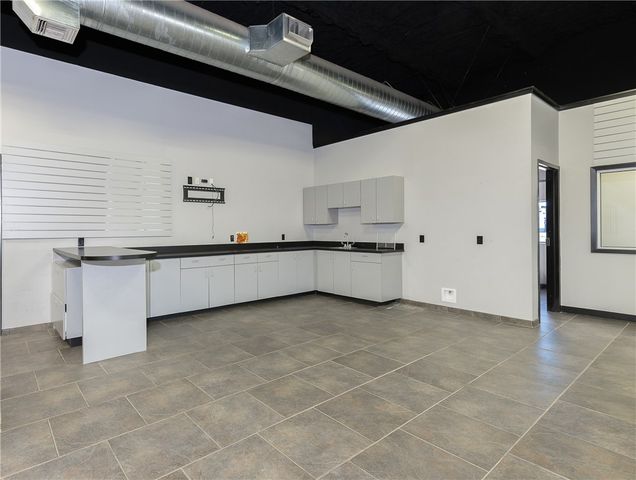 185 North HWY 36, Caldwell, TX 77836