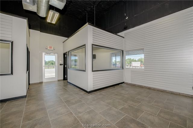 185 North HWY 36, Caldwell, TX 77836