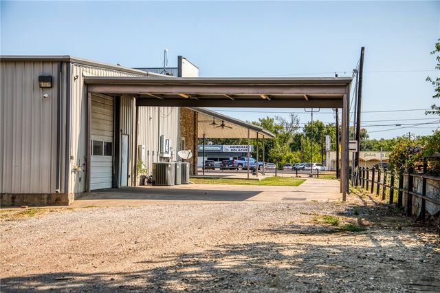 185 North HWY 36, Caldwell, TX 77836