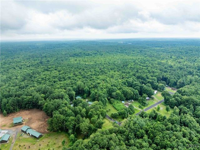 392 South Albion Road, Parish, NY 13302