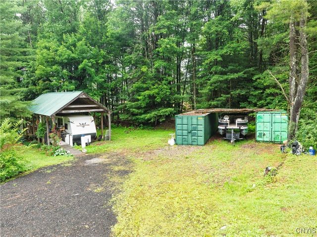 392 South Albion Road, Parish, NY 13302