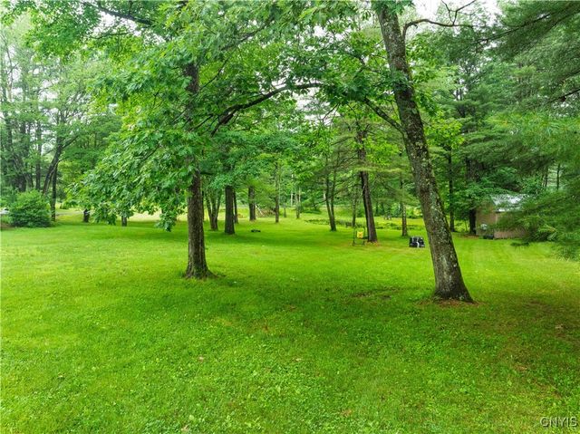 392 South Albion Road, Parish, NY 13302