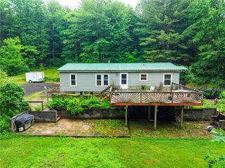 392 South Albion Road, Parish, NY 13302
