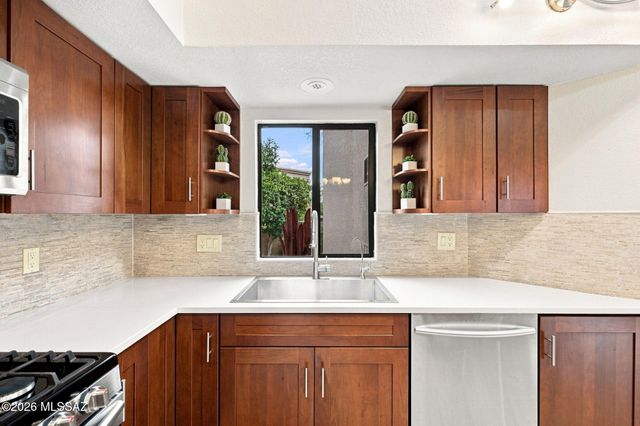 6969 E Nuthatch Trail, Tucson, AZ 85750