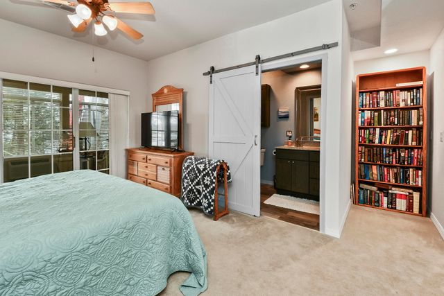 680 Emerald Pointe Drive Bld 3 Un1, Hollister, MO 65672