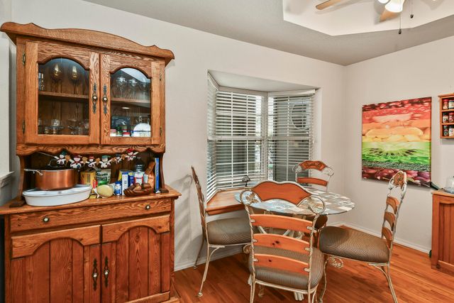 680 Emerald Pointe Drive Bld 3 Un1, Hollister, MO 65672