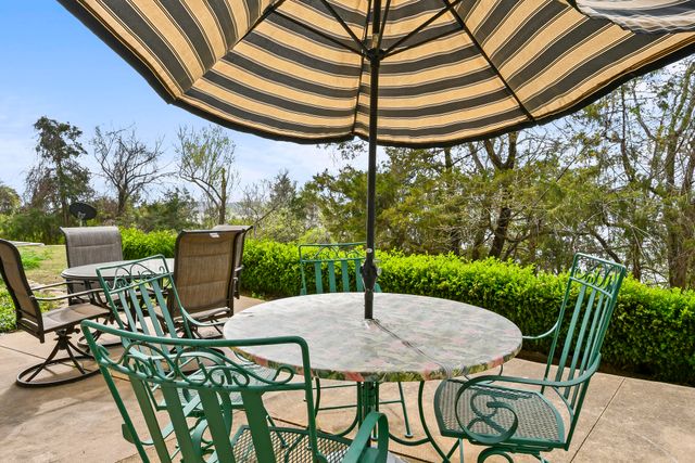 680 Emerald Pointe Drive Bld 3 Un1, Hollister, MO 65672