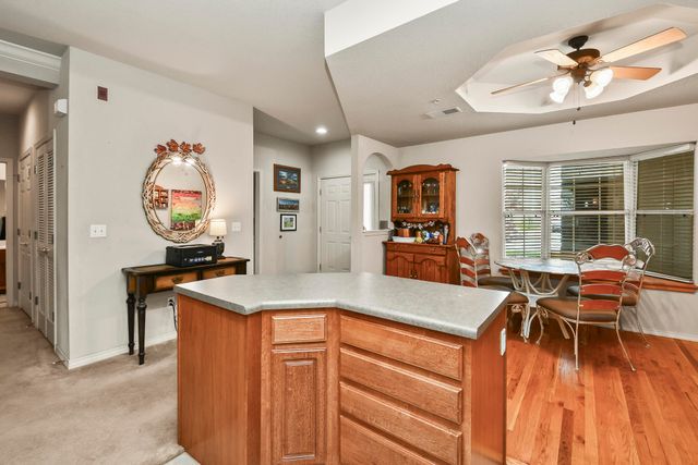 680 Emerald Pointe Drive Bld 3 Un1, Hollister, MO 65672