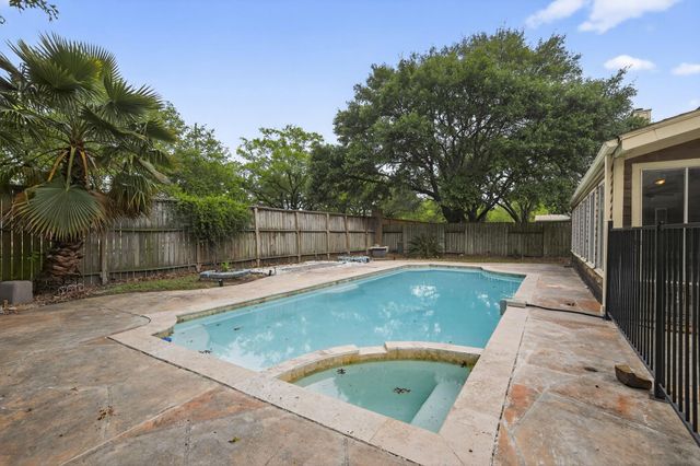 918 Long Prairie Drive, Katy, TX 77450