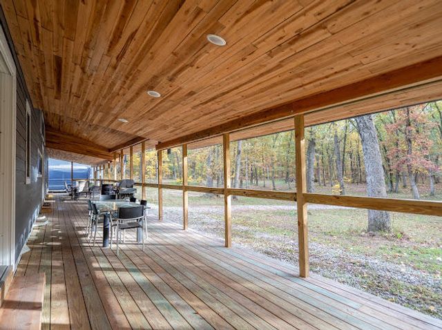 7175 W 850 S, North Judson, IN 46366