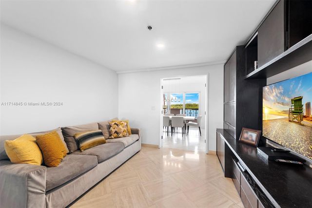 2444 Fisher Island Dr 5404, Miami Beach, FL 33109