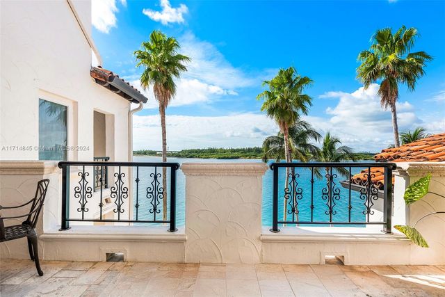 2444 Fisher Island Dr 5404, Miami Beach, FL 33109