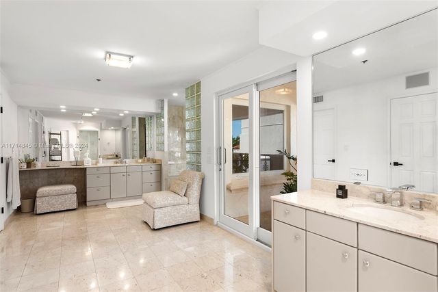 2444 Fisher Island Dr 5404, Miami Beach, FL 33109