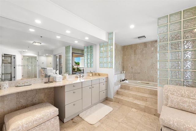 2444 Fisher Island Dr 5404, Miami Beach, FL 33109