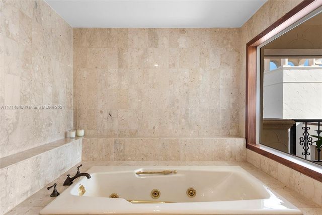 2444 Fisher Island Dr 5404, Miami Beach, FL 33109