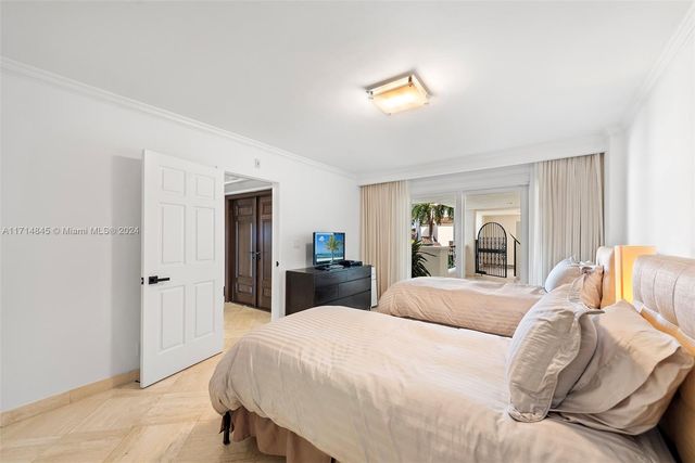 2444 Fisher Island Dr 5404, Miami Beach, FL 33109