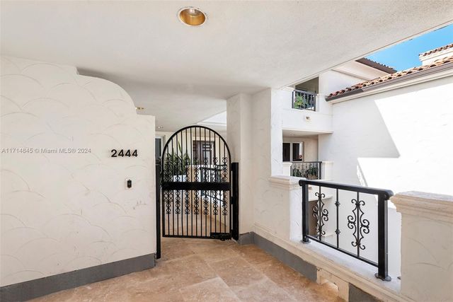 2444 Fisher Island Dr 5404, Miami Beach, FL 33109