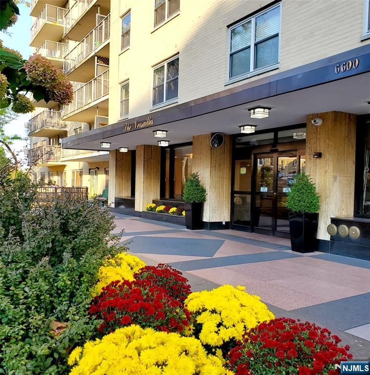 6600 Boulevard East 11K, West New York, NJ 07093