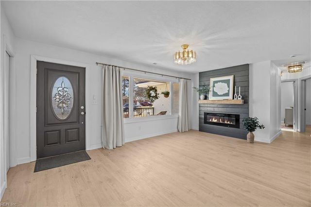 2109 Helsley AVE, Norfolk, VA 23518