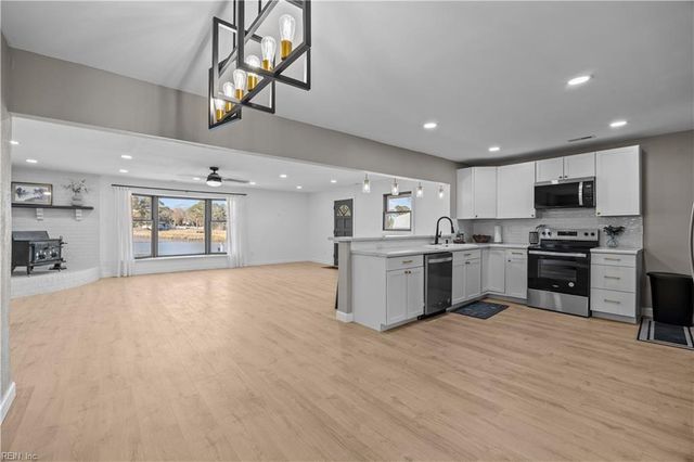 2109 Helsley AVE, Norfolk, VA 23518