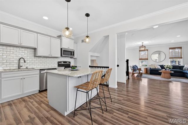 5032 Arpent Street, St Charles, MO 63301