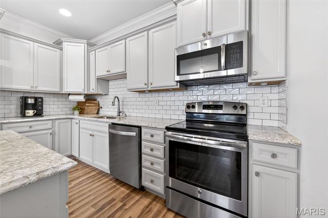 5032 Arpent Street, St Charles, MO 63301