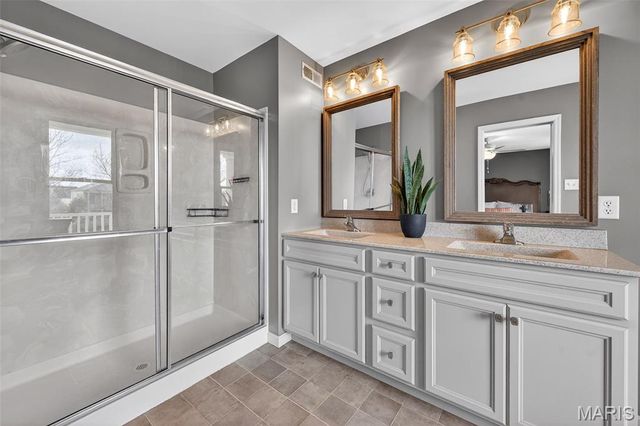 5032 Arpent Street, St Charles, MO 63301