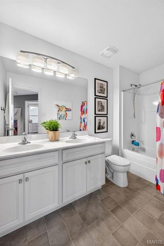 5032 Arpent Street, St Charles, MO 63301