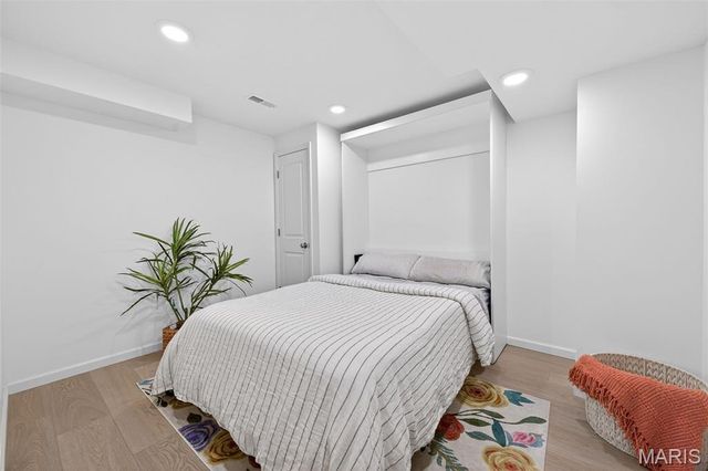 5032 Arpent Street, St Charles, MO 63301