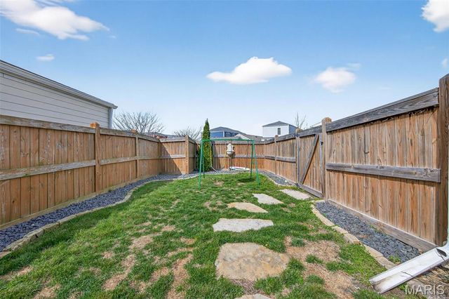 5032 Arpent Street, St Charles, MO 63301