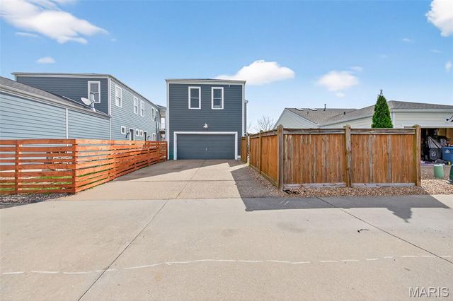 5032 Arpent Street, St Charles, MO 63301