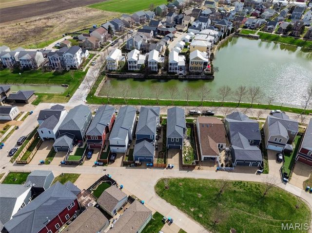 5032 Arpent Street, St Charles, MO 63301