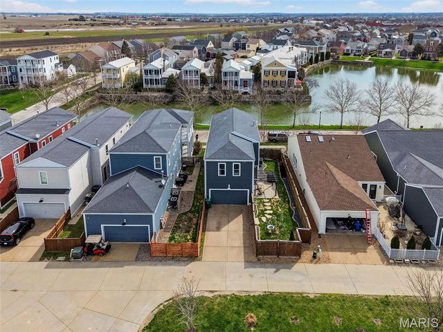 5032 Arpent Street, St Charles, MO 63301