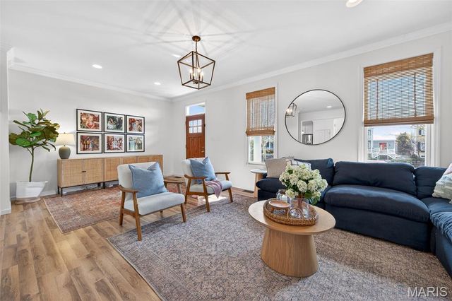 5032 Arpent Street, St Charles, MO 63301