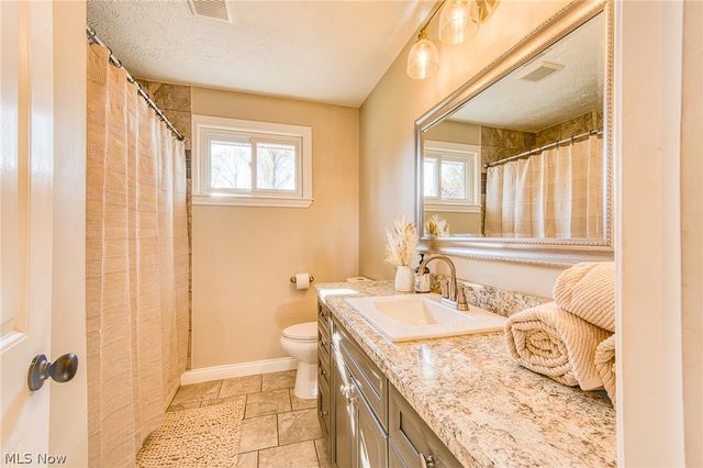 6483 Carter Boulevard, Mentor, OH 44060