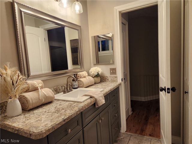 6483 Carter Boulevard, Mentor, OH 44060