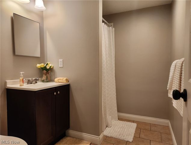 6483 Carter Boulevard, Mentor, OH 44060