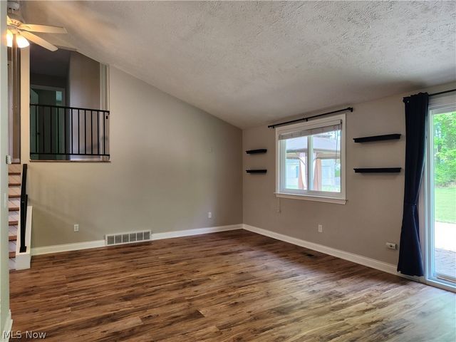 6483 Carter Boulevard, Mentor, OH 44060