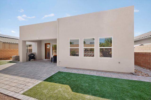4408 Skyline Loop NE, Rio Rancho, NM 87144