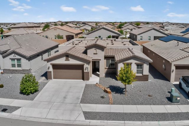 4408 Skyline Loop NE, Rio Rancho, NM 87144